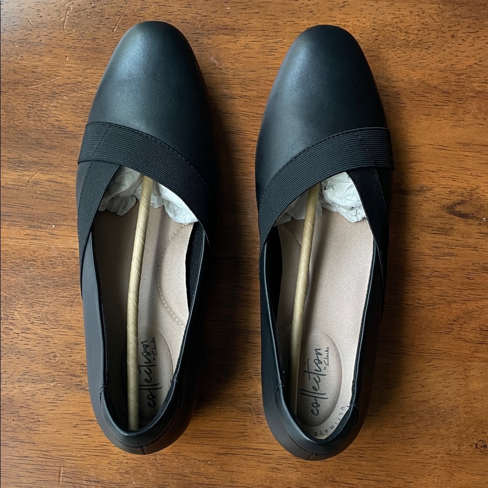 Clarks Women's Black Flats